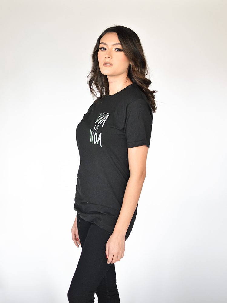 Model wearing Frida Tee – unisex Mexican-inspired streetwear by Silva Espadas