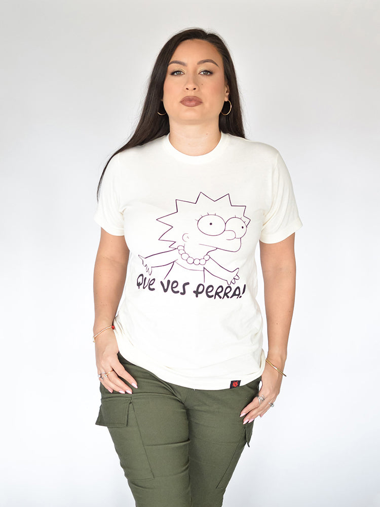 Model wearing Que Ves Perra Tee – unisex Mexican-inspired streetwear by Silva Espadas