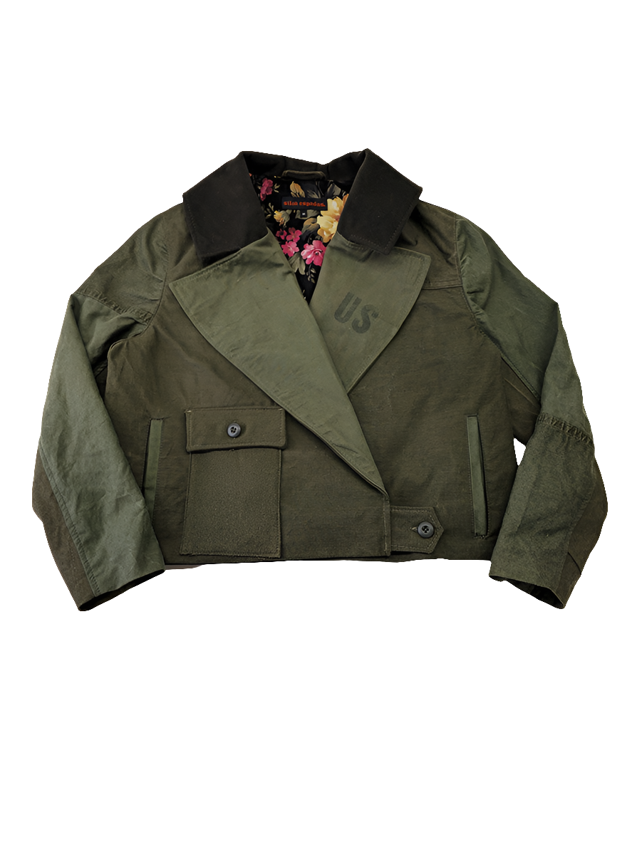 Cropped olive canvas jacket with double-breasted front, welt and flap pockets, upcycled military fabric, fully lined
