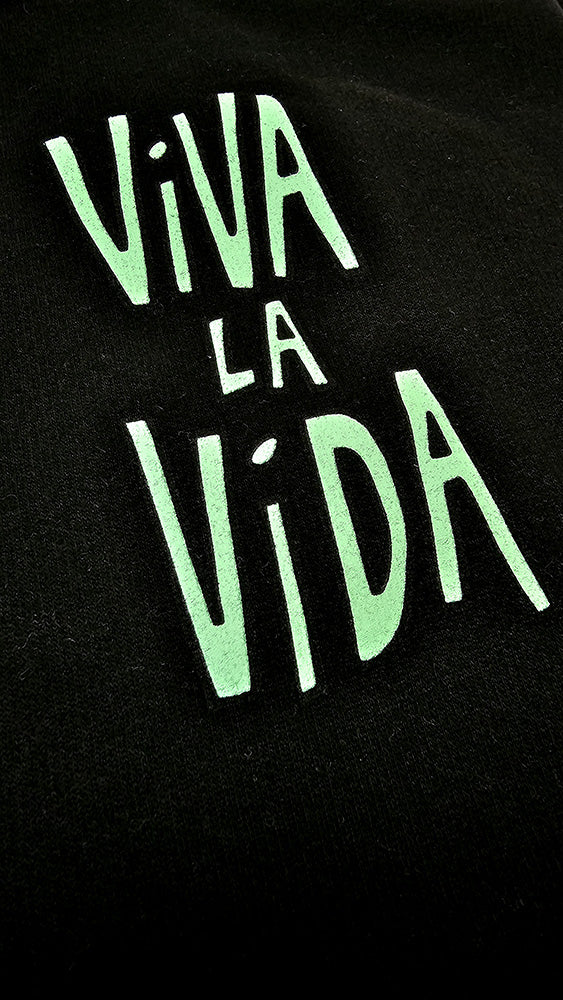 Detailed view of Viva La Vida print on the front of Silva Espadas Frida Hoodie